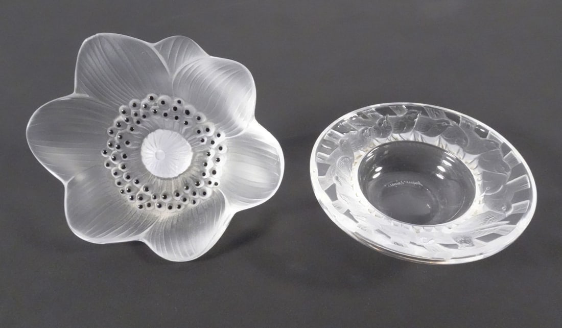 Lalique Crystal Anemone Flower and Irene Ashtray (1 of 2)