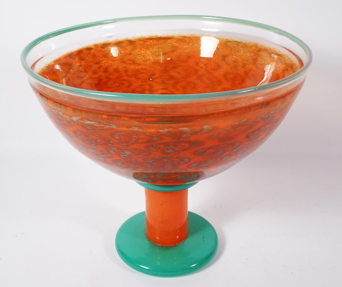 Kosta Boda Swedish Art Glass Can Can Bowl: Kosta Boda Swedish art glass Can Can pattern bowl, designed by Kjell Engman, signed on underside of base Kosta Boda Engman 59610, circa contemporary 20th c., 9 1/4" (h) x 10 1/4"