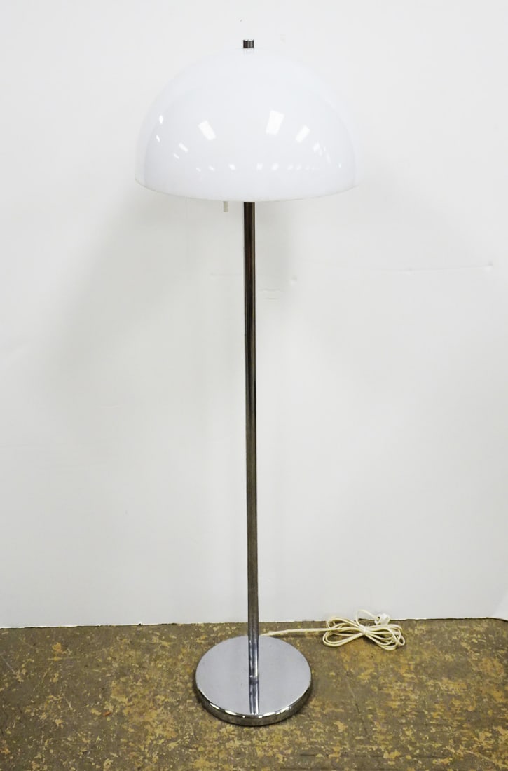 Walter Von Nessen Chrome Floor Lamp (1 of 2)