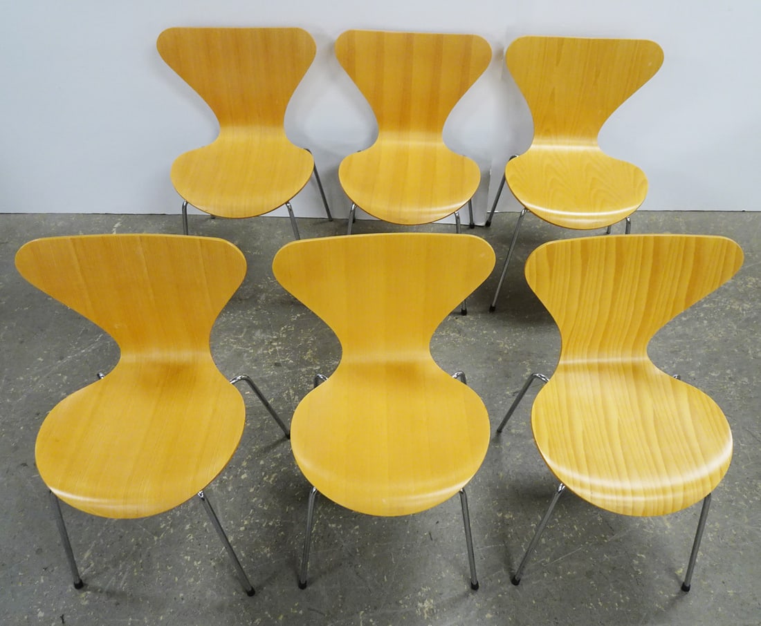 Set of Fritz Hansen Molded Plywood Side Chairs: Set of six Fritz Hansen molded plywood side chairs, designed by Arne Jacobsen, made in Denmark, each chair has company label attached on underside, circa 1998, 31" (h) x 20" x 18"