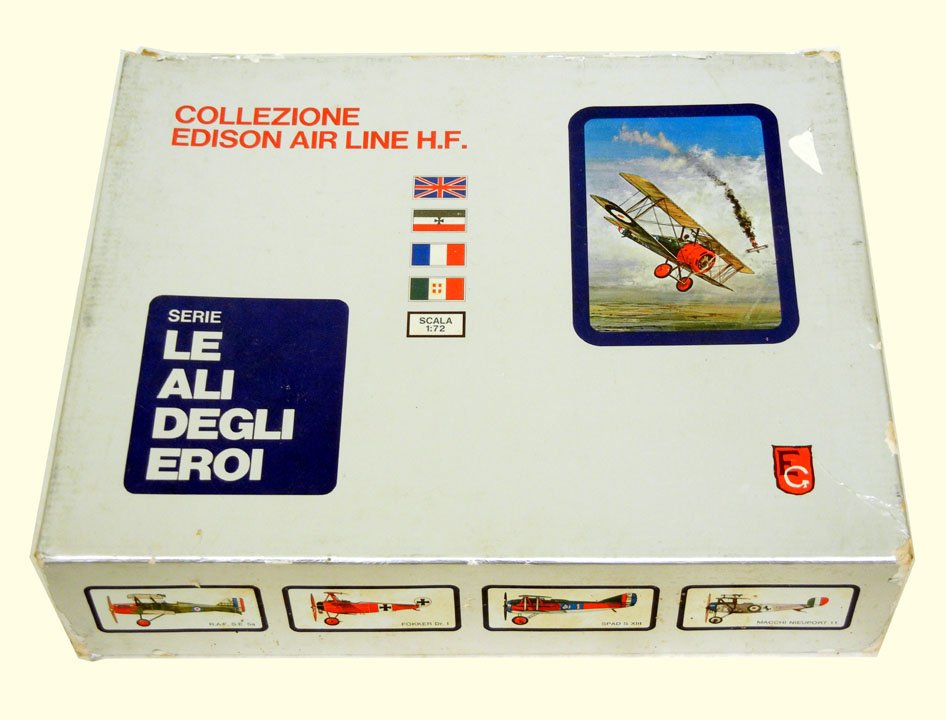 Edison Airline H.F. "Le Ali Degli Eroi" boxed gift: Edison Airline H.F. "Le Ali Degli Eroi" boxed gift set, four diecast aircraft models, with paper tag