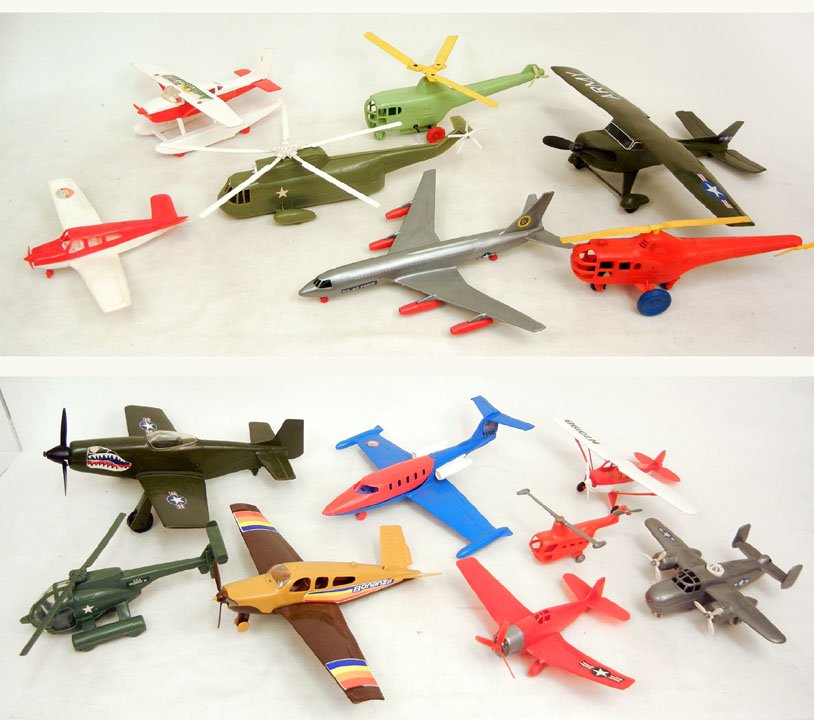 Grouping of fifteen plastic aircrafts, including H: Grouping of fifteen plastic aircrafts, including Hubley, Processed Plastics Co. and Gay Toys Inc. also includes one windup helicopter