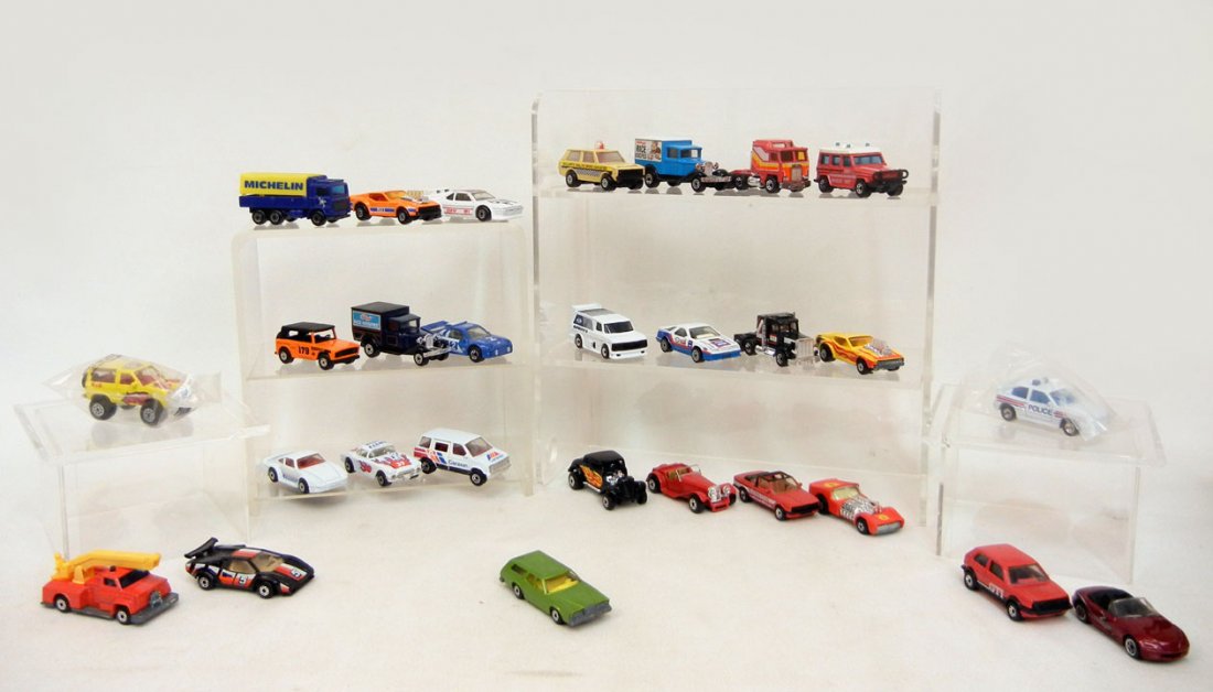 Grouping of twenty-eight Matchbox cars, including: Grouping of twenty-eight Matchbox cars, including Lesney