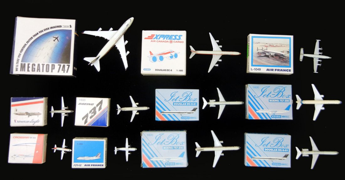 Eleven Schabak small scale diecast aircrafts, incl: Eleven Schabak small scale diecast aircrafts, including two Nr. 904/16A Douglas DC-9-81, two Nr. 908/24 Boeing 757-200, Nr. 921/51 Megatop 747, Nr. 922/19 Douglas DC-8, Nr. 925/33 Boeing 737-300, Nr. 