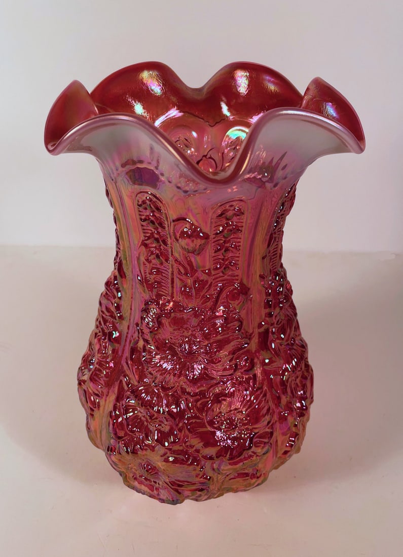 Fenton Glass Poppy Show Pattern Vase (1 of 1)