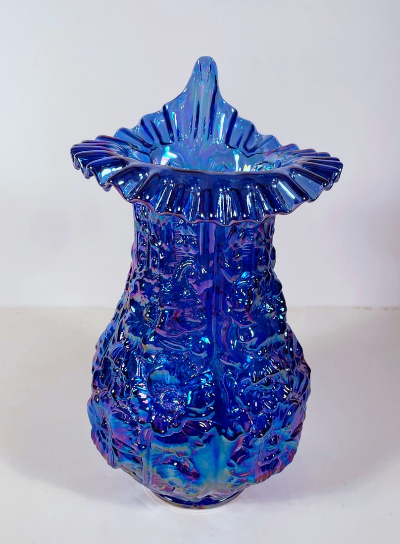 Fenton Glass Poppy Show Pattern Vase (1 of 2)