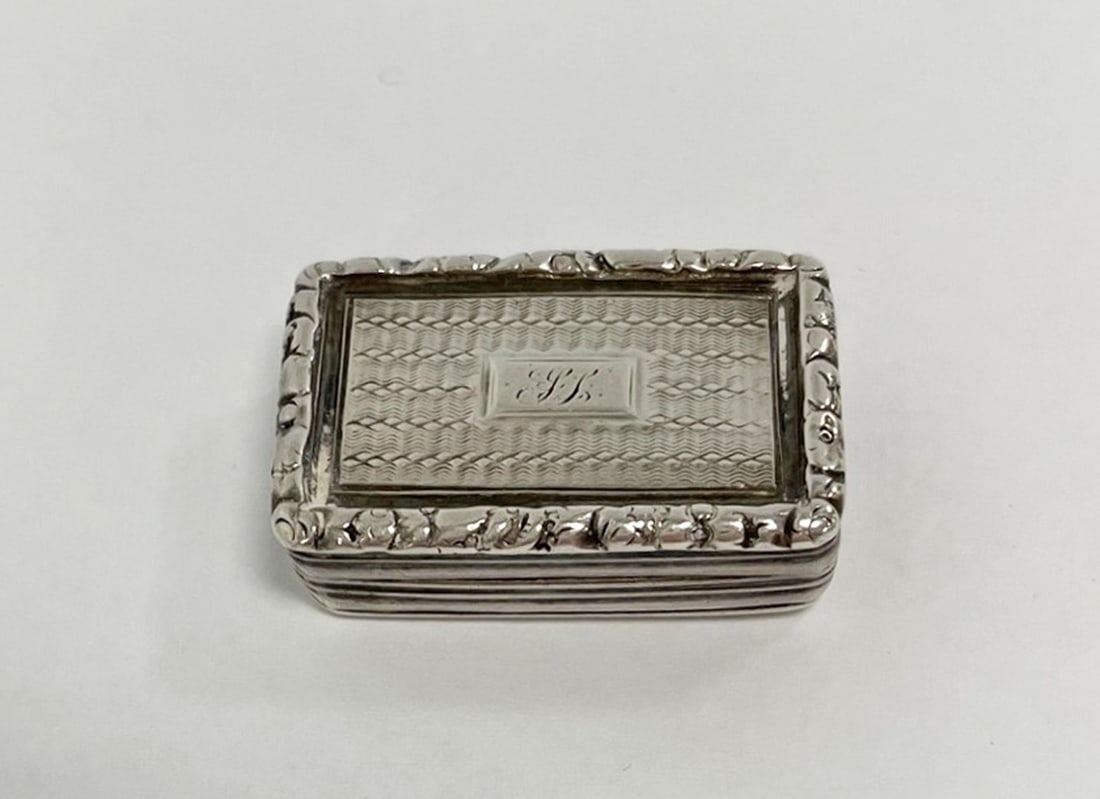 C. 1800 Sterling Silver Vinaigrette (1 of 3)
