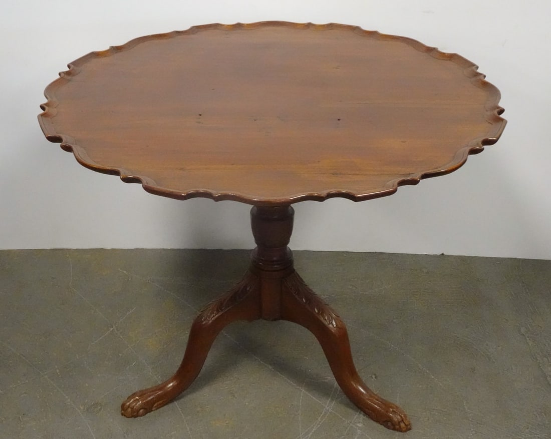 Chippendale Mahogany Tilt Top Table (1 of 3)