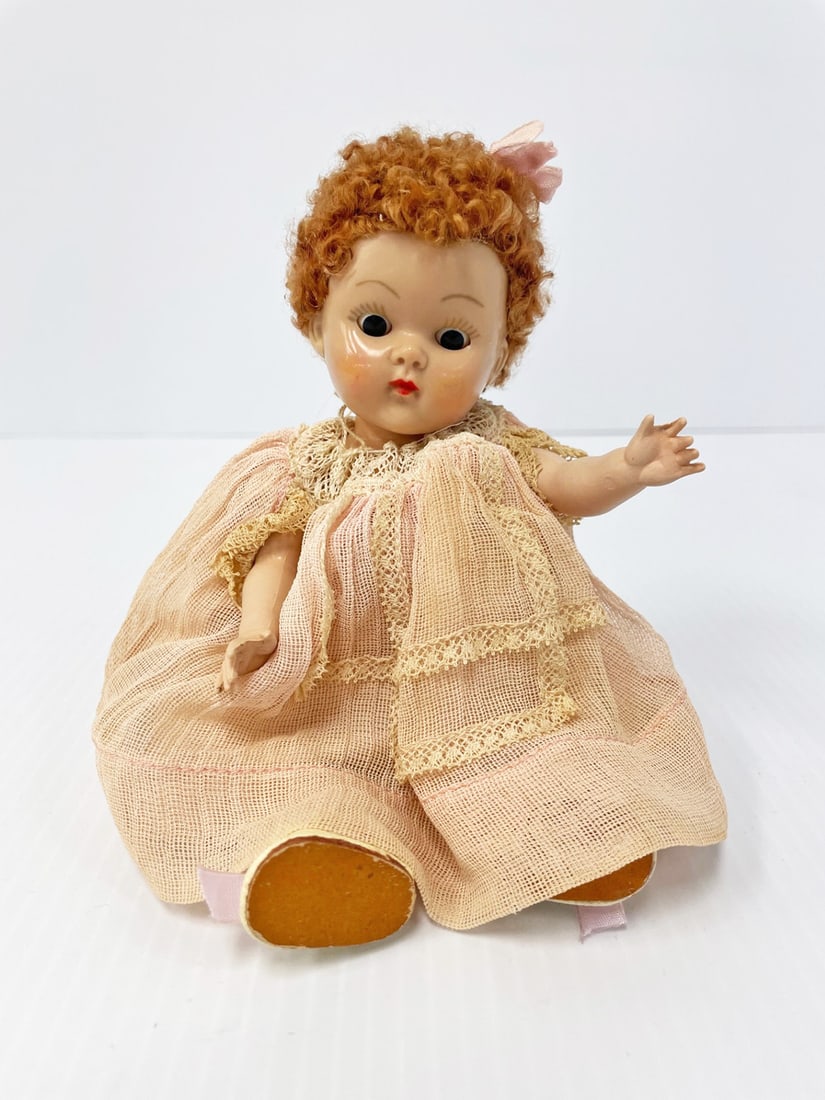 Vogue Ginny 8" hard plastic strung Crib Crowd baby: Vogue Ginny 8" hard plastic strung Crib Crowd baby, original tagged Crib Crowd dress, tosca caracul wig, sleep eyes, original tie shoes