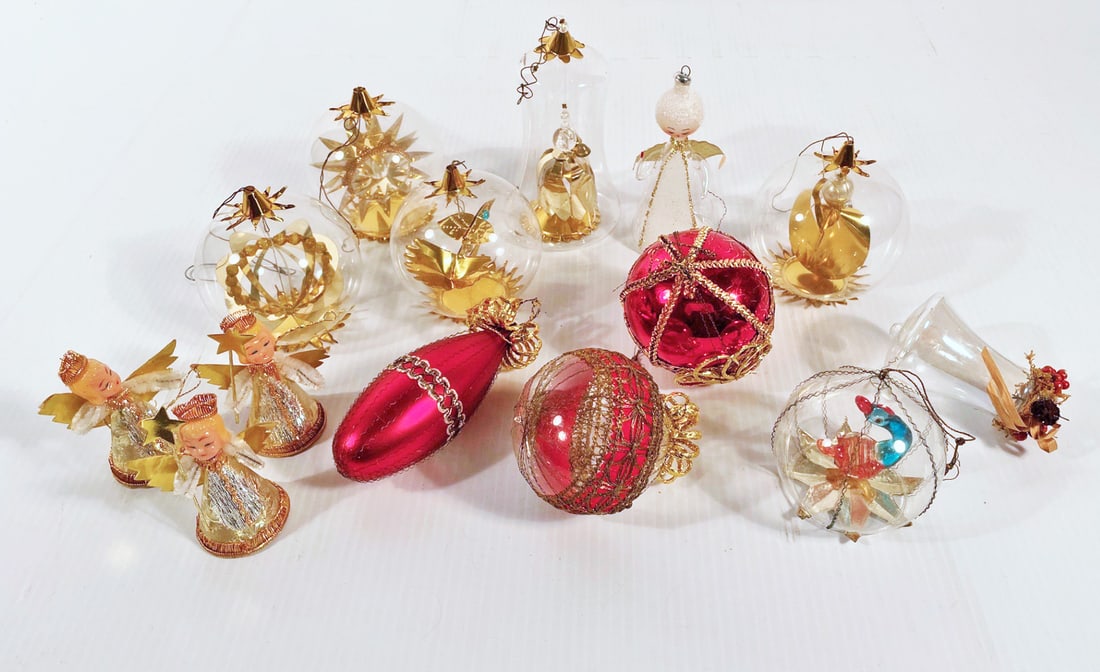 Vintage Christmas ornaments (1 of 1)