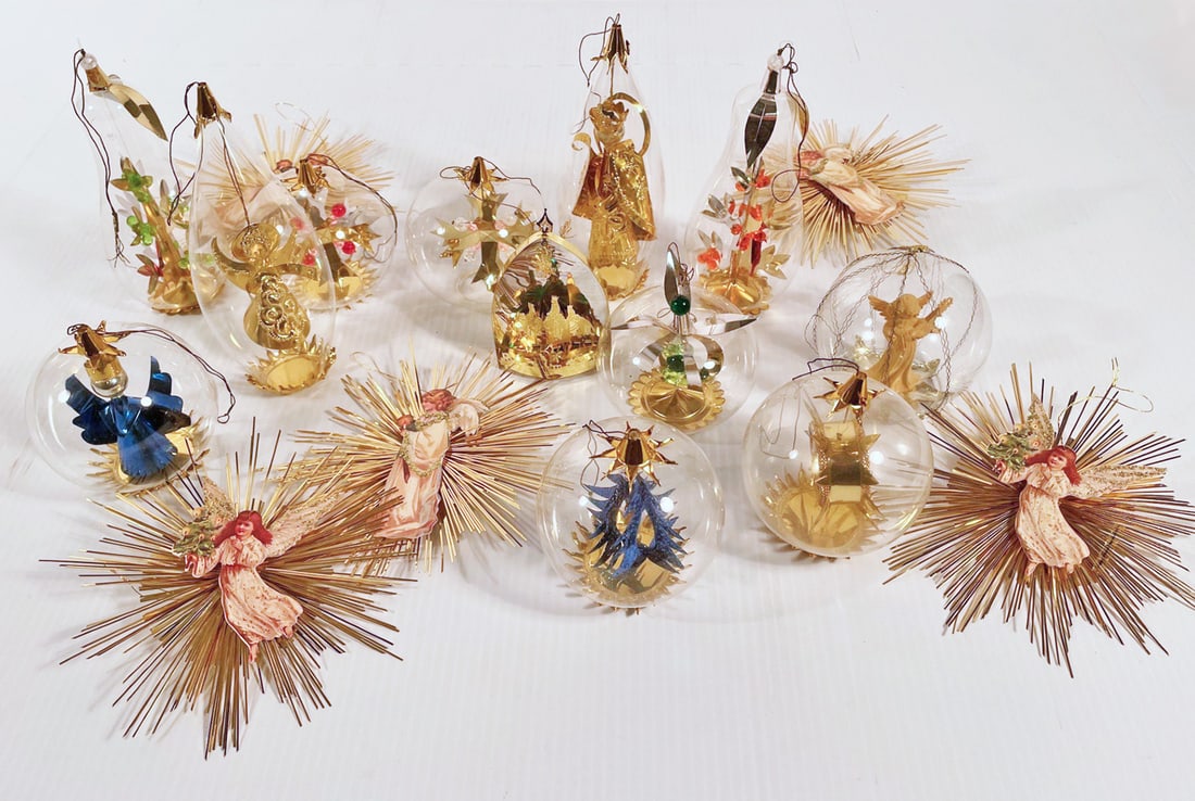 Vintage Christmas ornaments (1 of 1)