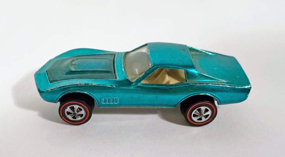 Hot Wheels Redline Aqua Custom Corvette (1 of 3)