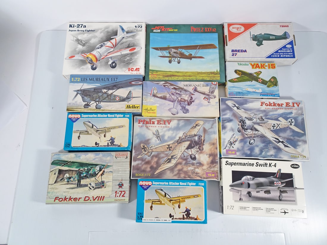 1:72 Scale Military Aircraft Model Kit Grouping (1 of 1)