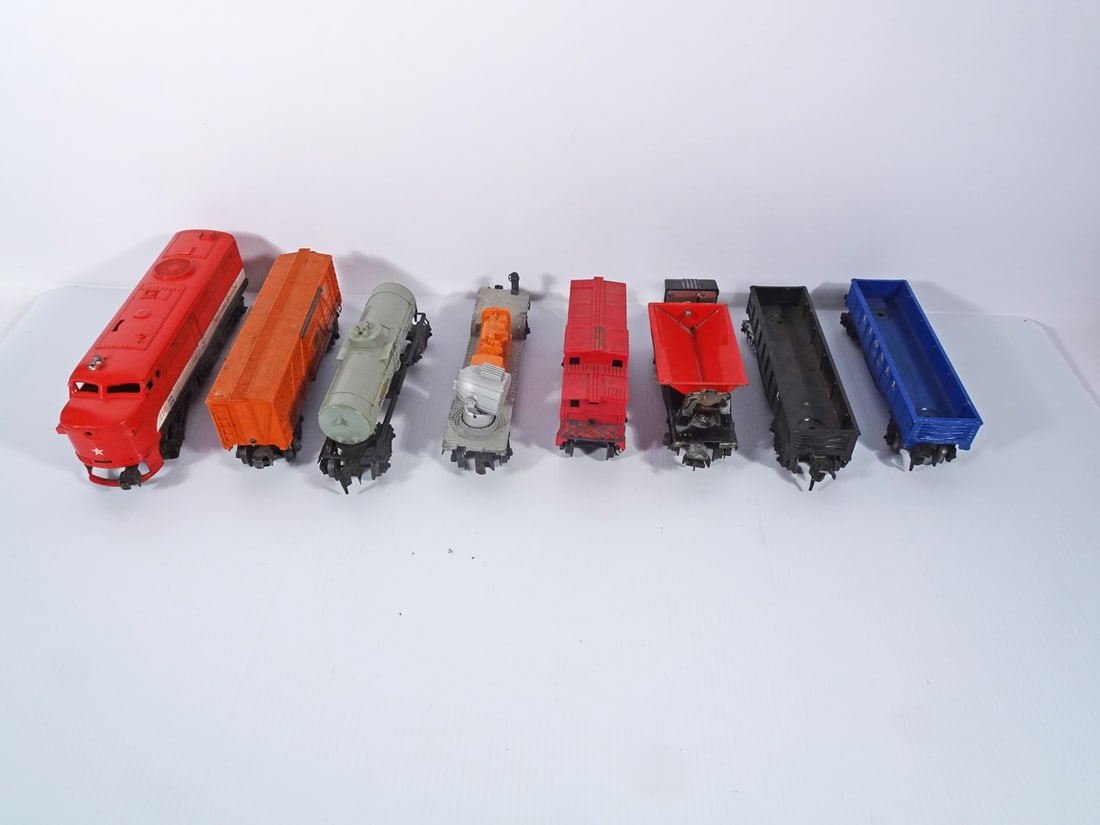 Lionel Prewar and Postwar Era Trains Grouping (1 of 2)