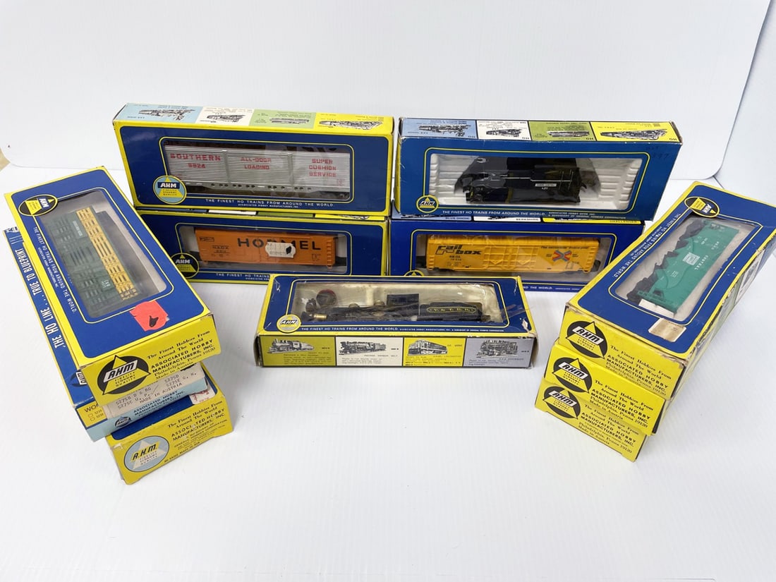 Vintage AHM HO Scale Trains Grouping (1 of 1)