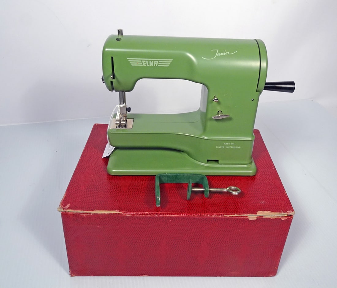 Vintage Elna Junior Child's Sewing Machine (1 of 1)