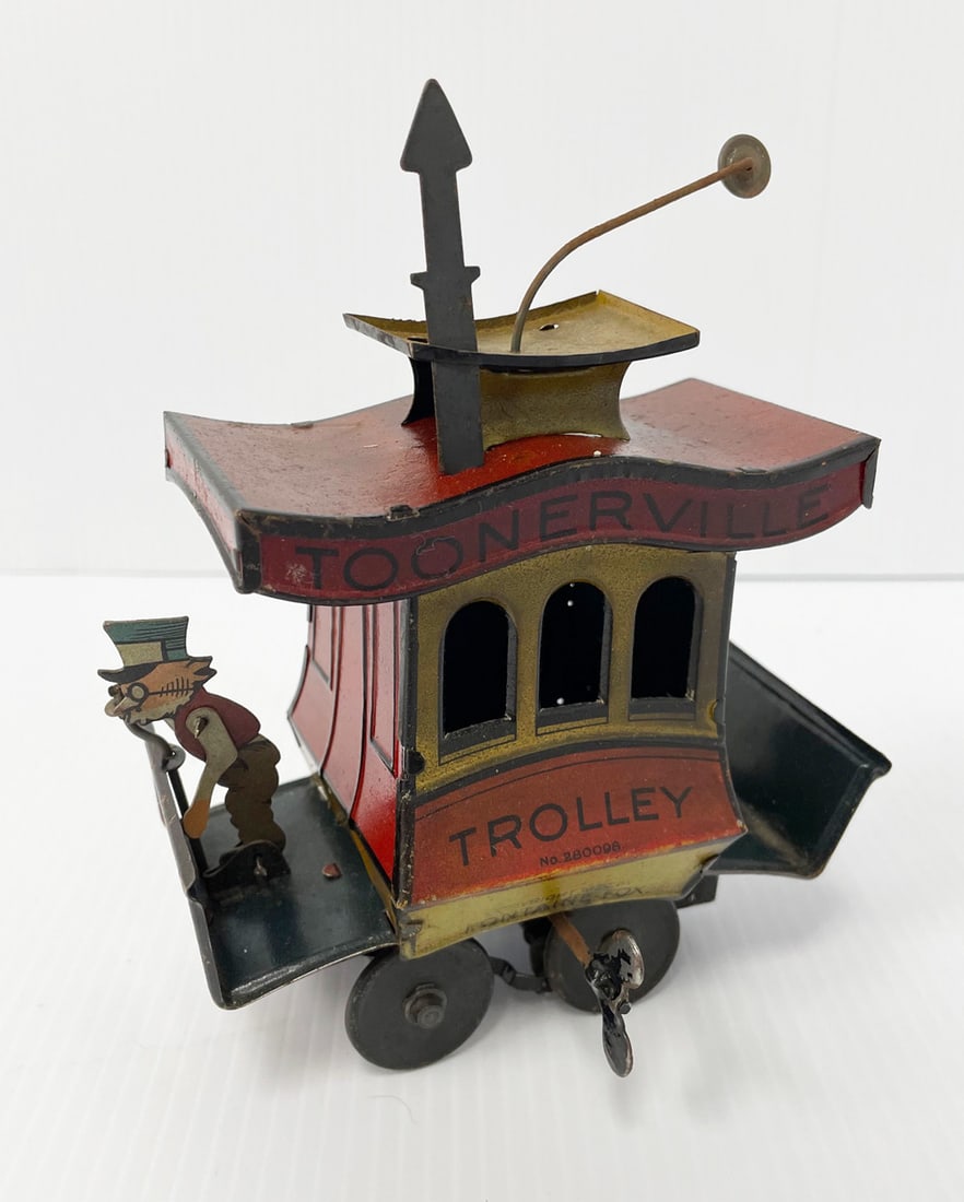 Fontaine Fox Tin Wind-Up Toonerville Trolley (1 of 2)