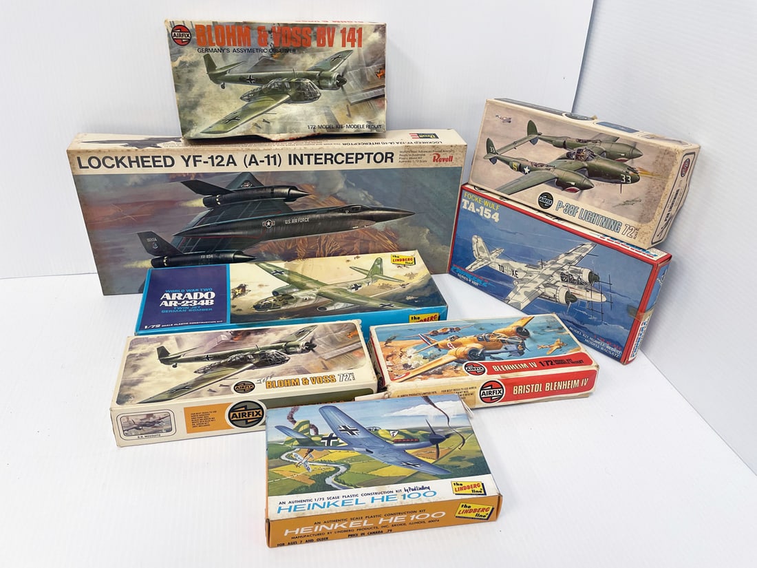 Assorted 1/72 Scale Airplane Model Kits Grouping (1 of 1)