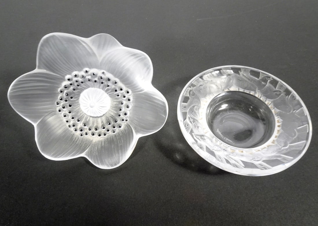 Lalique Crystal Anemone Flower and Irene Ashtray (1 of 1)