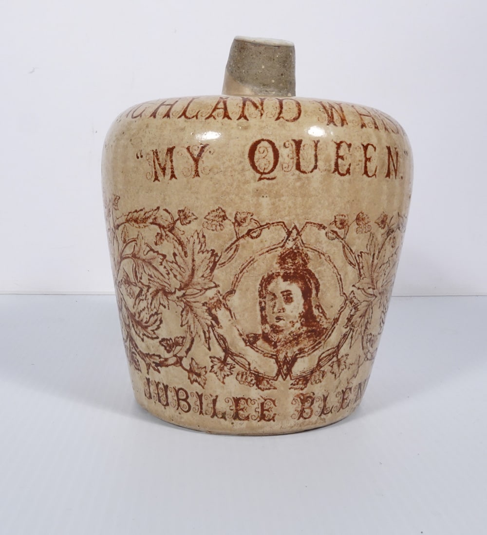 Port Dundas Pottery Jubilee Blend Whiskey Jug (1 of 2)