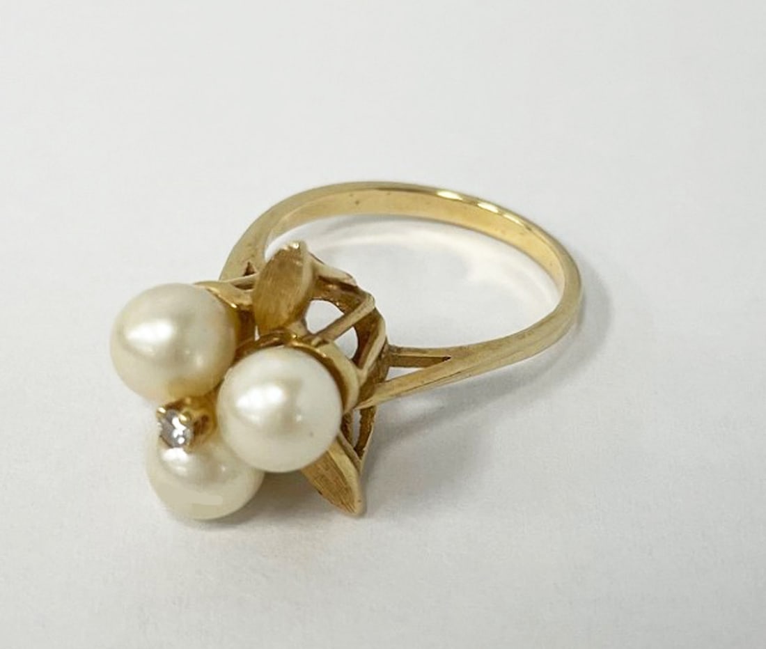 14K Gold, Pearl and Diamond Ring (1 of 2)