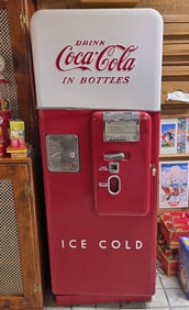 Vintage Coca-Cola Cavalier Vending Machine