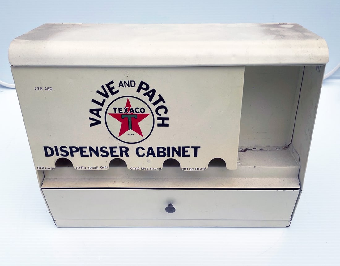 Texaco Valve and Patch Dispenser Cabinet (1 of 2)