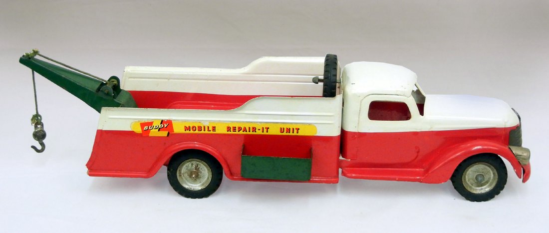 Buddy L Mobile Repair-it unit pressed steel truck, miss: Buddy L Mobile Repair-it unit pressed steel truck, missing tools, 7 1/2" high x 28" across