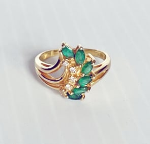 14K Gold Ring with Diamonds and Green Stones