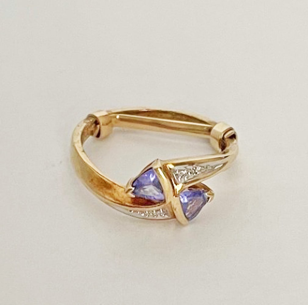 10K Gold Tanzanite Ring (1 of 2)