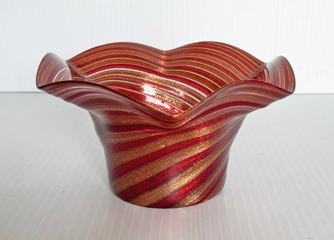 Murano Art Glass Bowl: Murano art glass handkerchief bowl, filigrana swirl design with gold or metallic inclusions, 2 3/4" high x 5" diameter