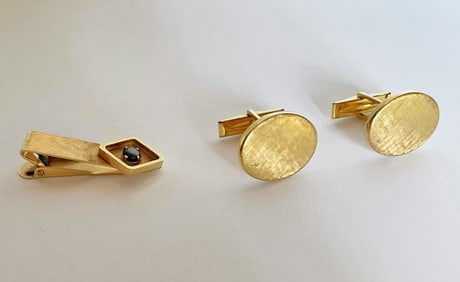 Pair of 14k Gold Cufflinks and Tie Bar