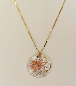 Mother of Pearl 14k Gold Pendant and Chain