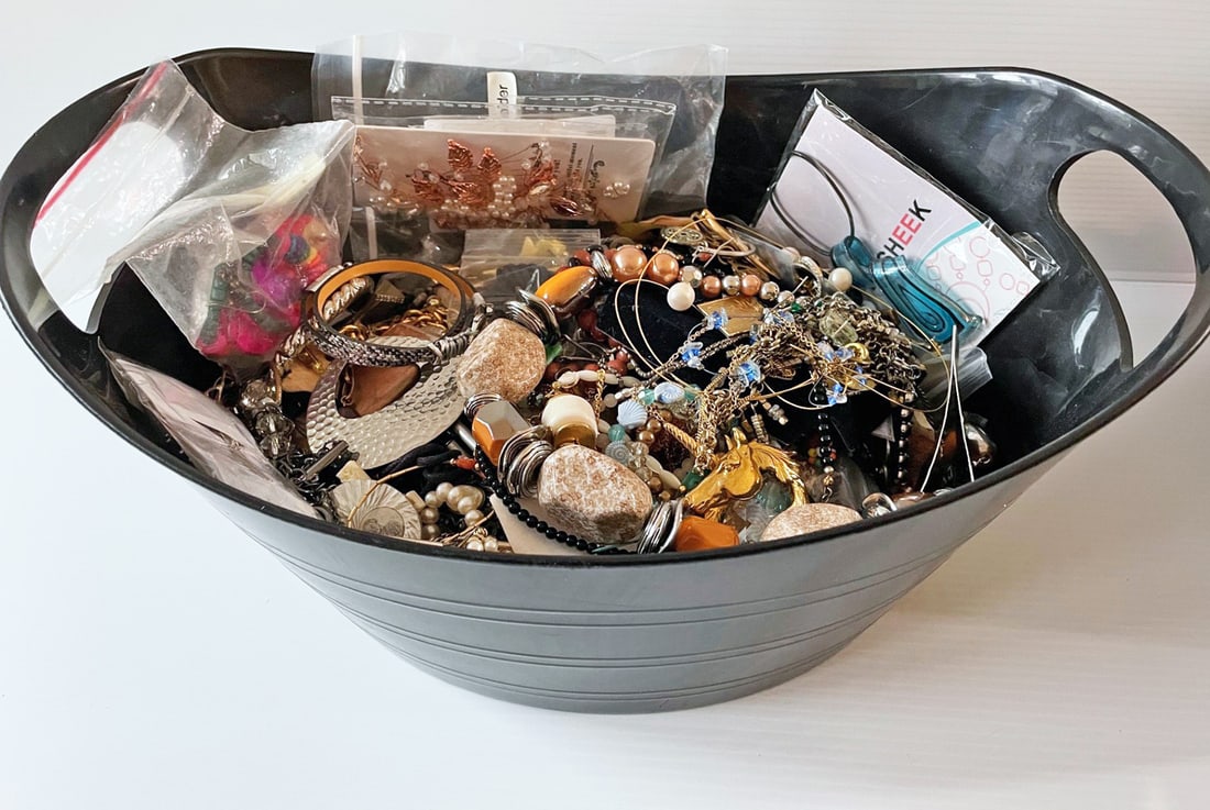 Costume Jewelry (1 of 3)