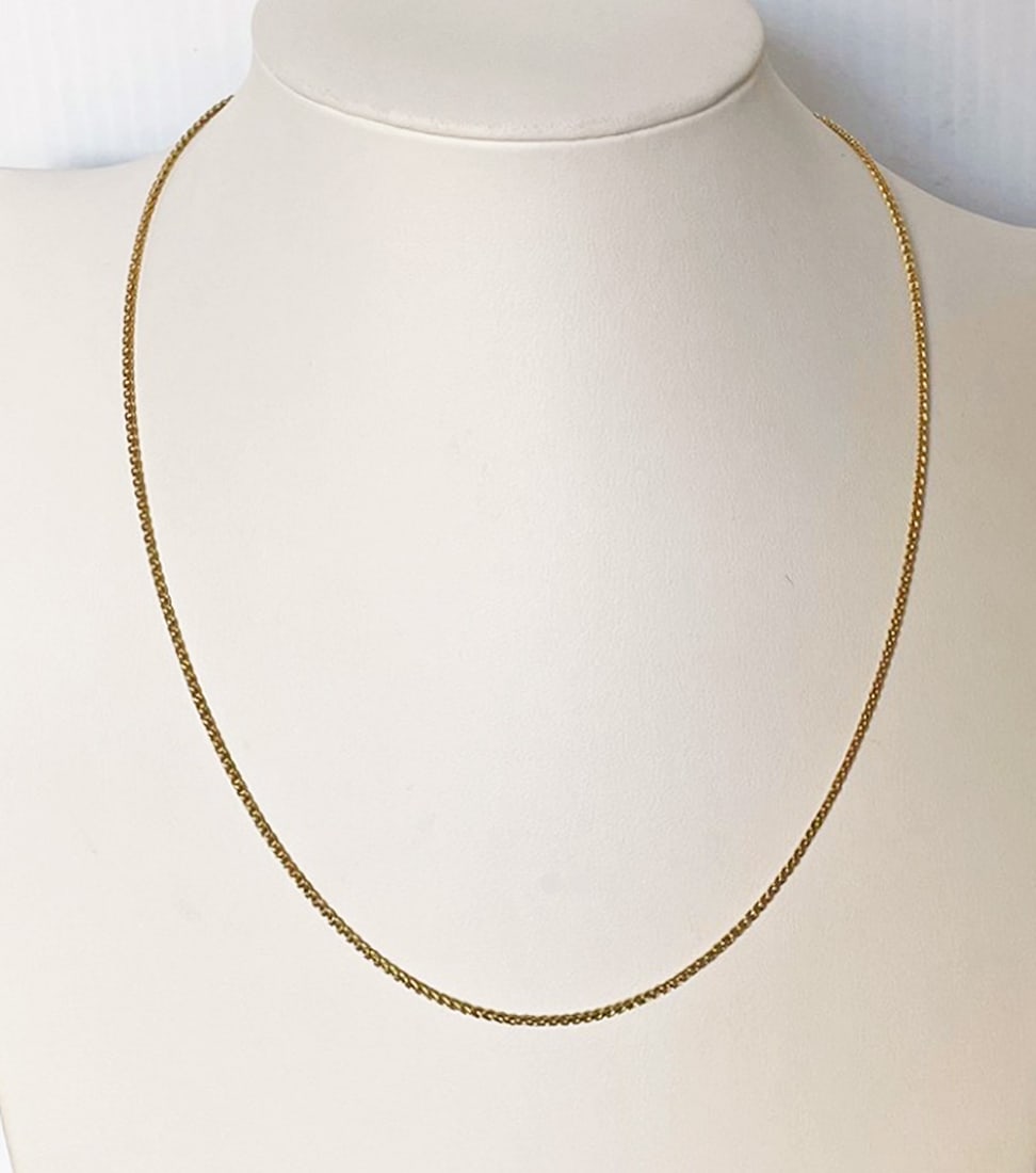 Italian 14k Gold Wheat Chain: Italian 14k gold wheat chain, 18" long, lobster claw clasp, stamped Italy 14k DG, weight 3.9 grams