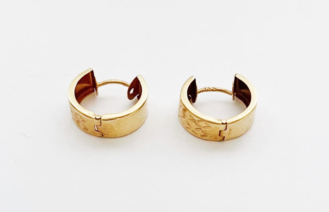 14k Gold Hoop Earrings: 14k gold hoop earrings, engraved "Huggie" style hoops, 1/2" diameter, 1/4" wide, stamped 14k on wires, weight 2.1 grams
