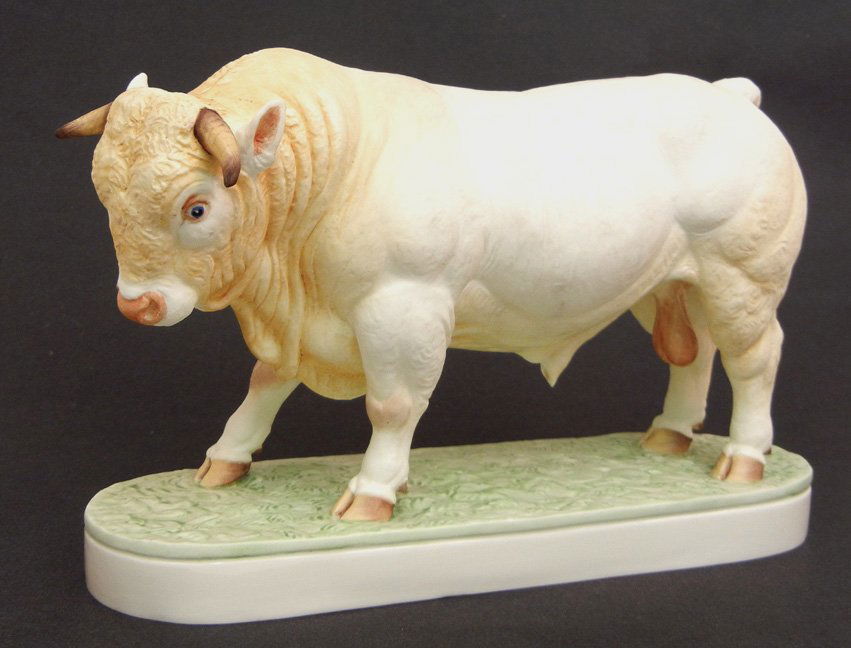 Royal Worcester bone china Charolais Bull, modelled by : Royal Worcester bone china Charolais Bull, modelled by Doris Lindner, marked on bottom, copyright 1968, 7" high