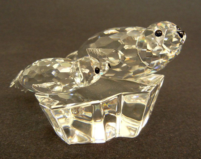 Swarovski crystal SCS Save Me - the Seals 1991 Annual E: Swarovski crystal SCS Save Me - the Seals 1991 Annual Edition from the Mother and Child series, marked on bottom with paperwork, 2" high