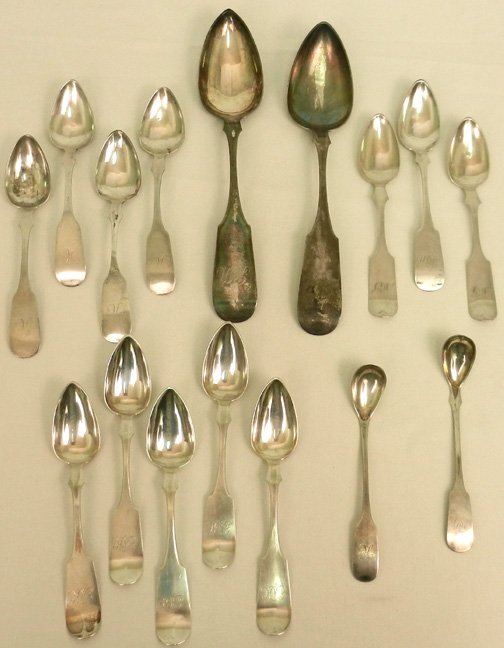 Grouping of R. & W. Wilson coin silver spoons, Robert &: Grouping of R. & W. Wilson coin silver spoons, Robert & William Wilson ca. 1825 - 1846, Philad., ranging in size from 5 1/8" to 8 3/4", sixteen pieces total, fifteen with maker's marks, one unmarked, 