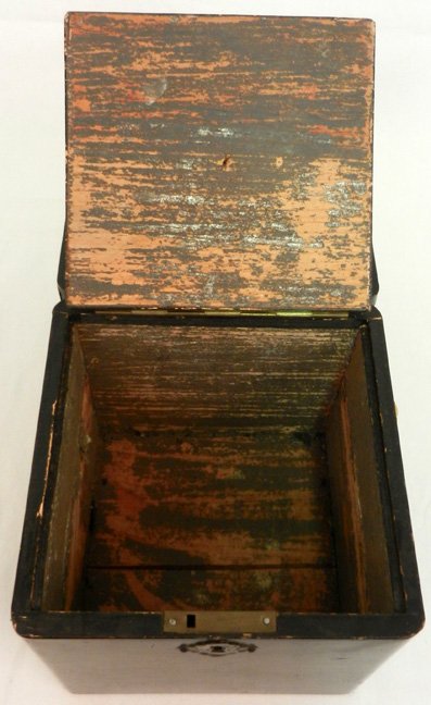 19th C. Chinese Tea Caddy, Laquer And Gilt Decoration, - 3