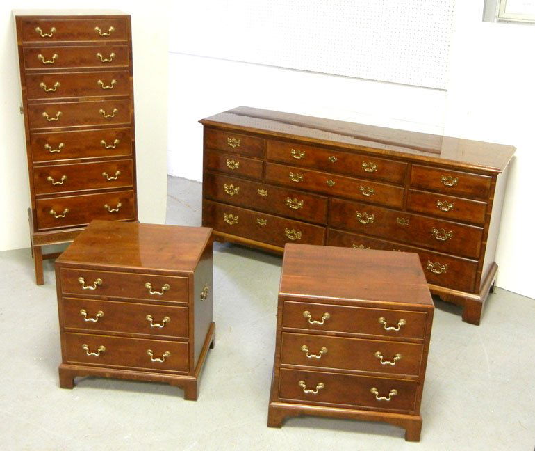 Aston Court by Henredon Cherry Four Piece Bedroom Suite