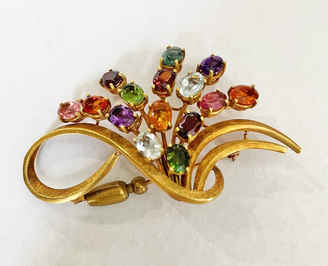 Vintage 18k Gold Gemstone Floral Spray Brooch: Vintage 18k gold gemstone floral spray brooch, Florentine finish yellow gold pin set with oval faceted semi-precious stones including amethyst, garnet, citrine and blue topaz, 2 3/4" long, stamped