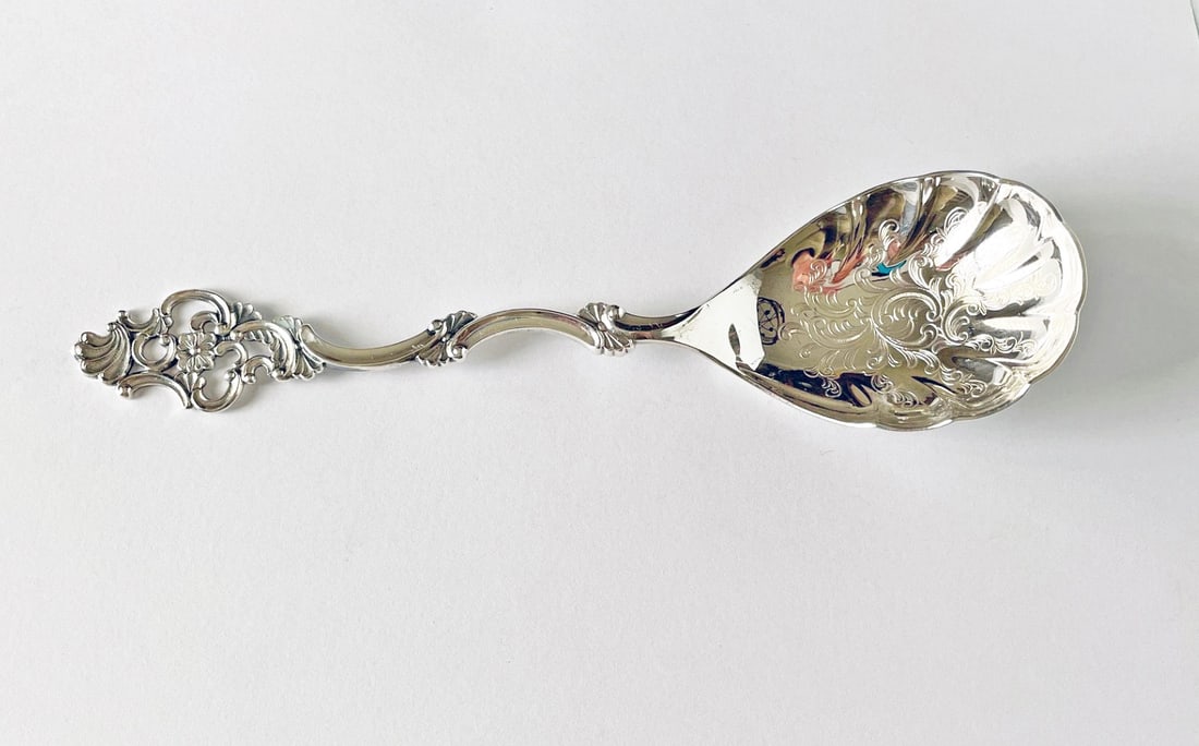 TH Marthinsen Viking Rose 830 Silver Serving Spoon (1 of 2)