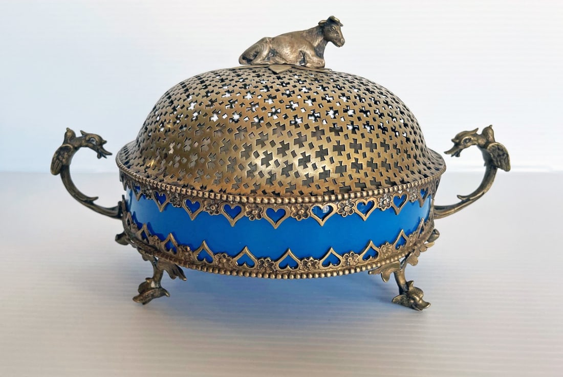 Silver Plated Covered Butter Dish (1 of 3)