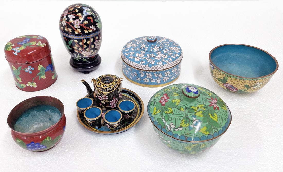 Grouping of Cloisonne Bowls, Egg, Tea Set (1 of 2)