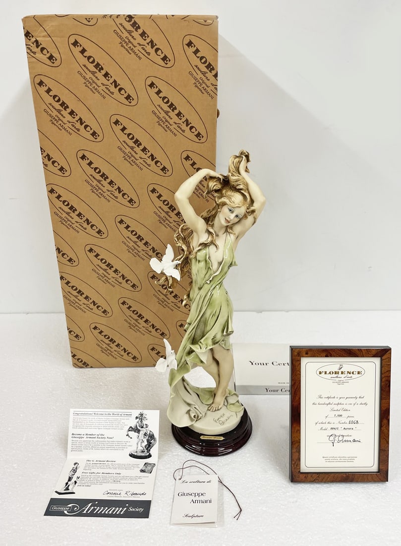 Giuseppe Armani Aurora Sculpture in Original Box (1 of 3)
