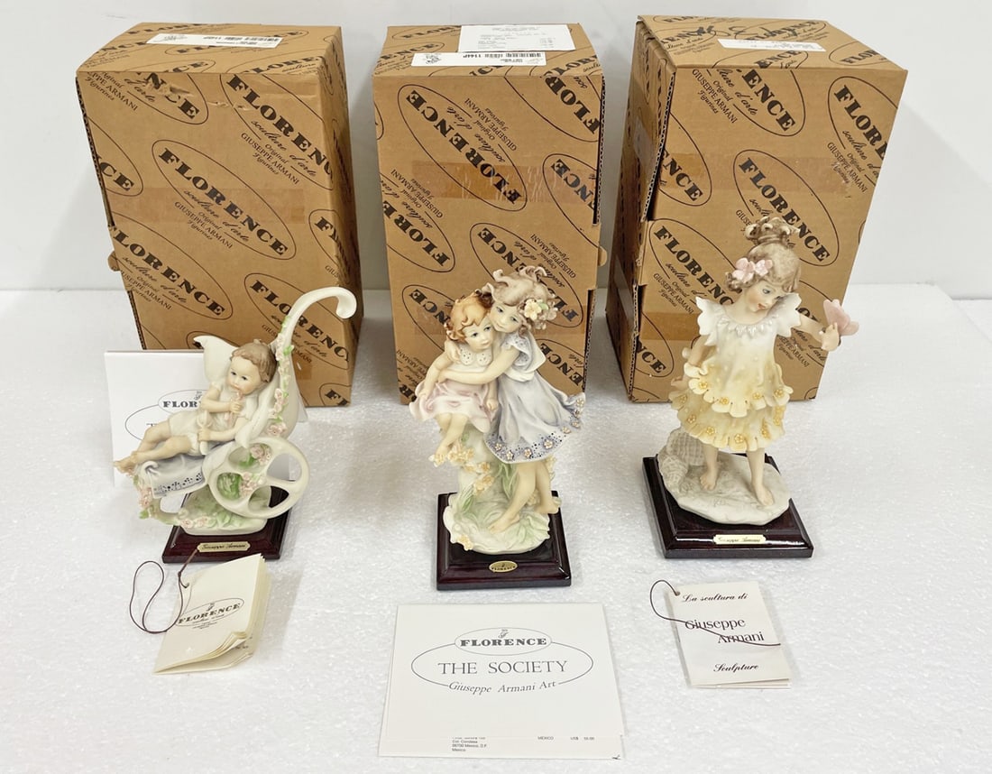 Three Giuseppe Armani Sculptures in Boxes (1 of 2)