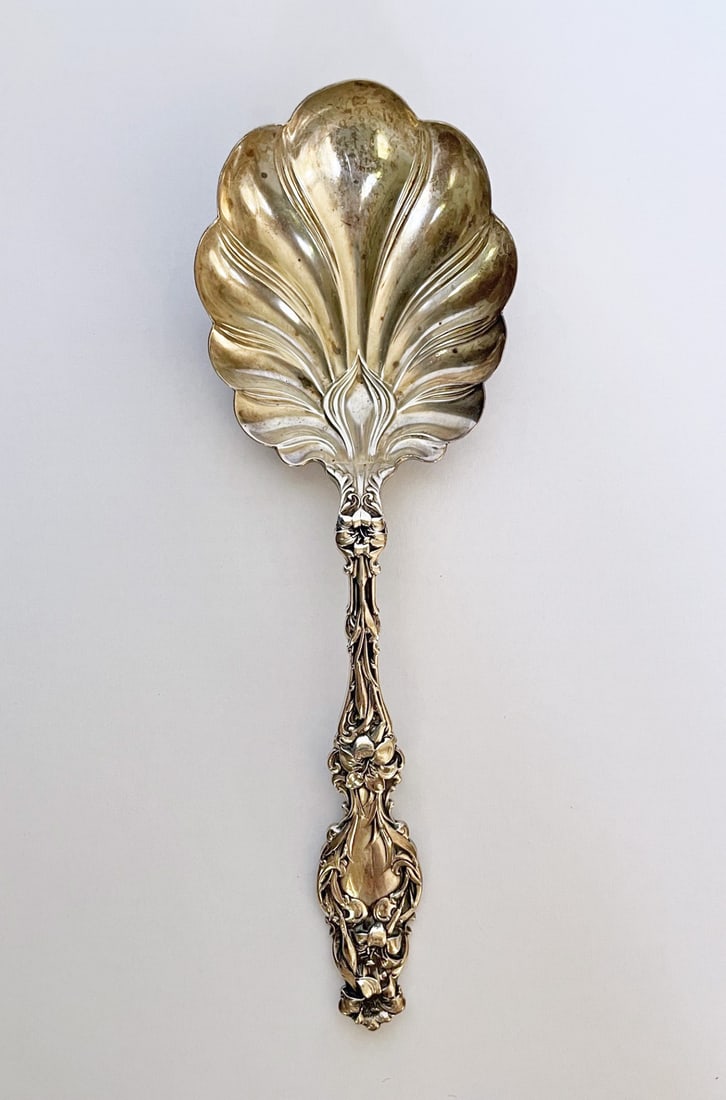 Whiting Ornate Sterling Silver Berry Spoon (1 of 2)
