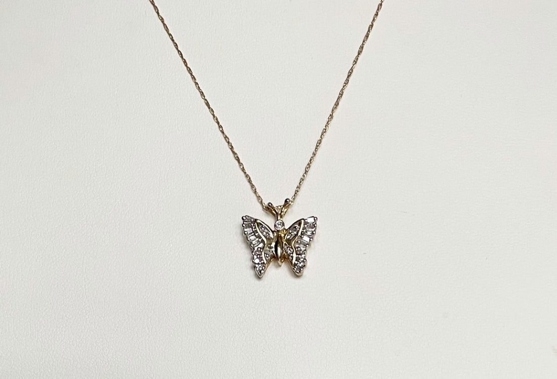 10k Gold Diamond Butterfly Necklace (1 of 4)