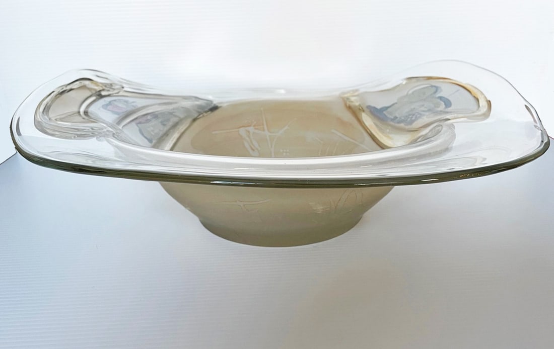 Ion Tamaian Art Glass Center Bowl (1 of 3)